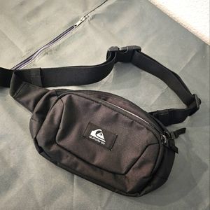 Quicksilver crossbody bag